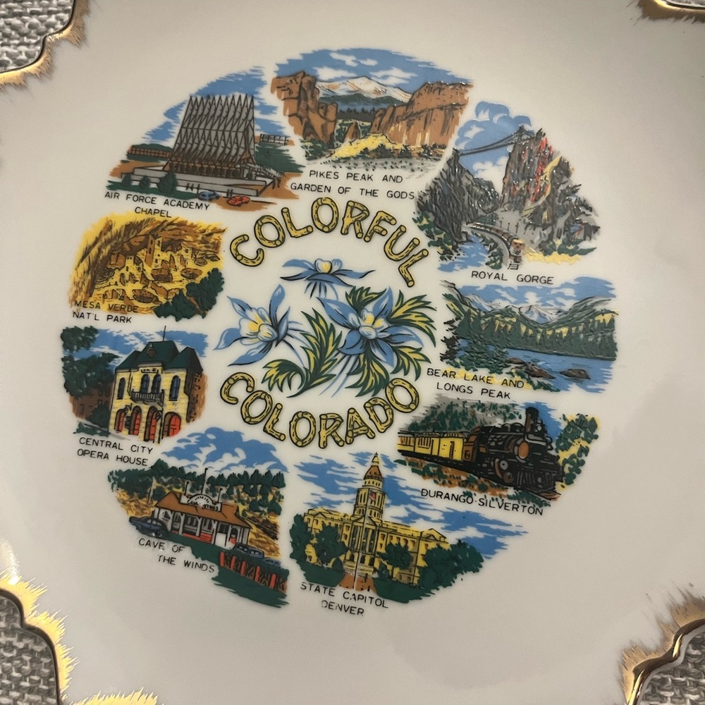 Vintage Colorful Colorado
USA Souvenir Collectible
Wall Hang Plate